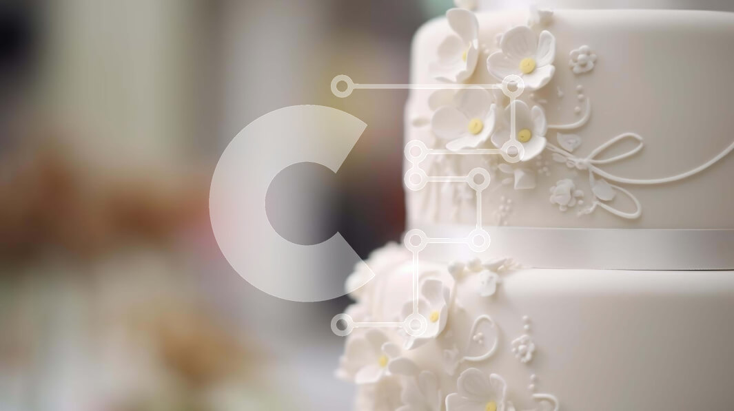 Intra Συλλεκτικό Ξύλινο Παζλ Plywood  4mm - Λευκή γαμήλια τούρτα τριών επιπέδων με λουλούδια και κορδέλες Σε Ξύλινο Κουτί - Διαστάσεις: 10x10 cm – 25 κομμάτια