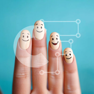 Intra Συλλεκτικό Ξύλινο Παζλ Plywood  4mm - Χέρι με Smiley Face Nail Art Σε Ξύλινο Κουτί - Διαστάσεις: 10x10 cm – 25 κομμάτια - Image 1