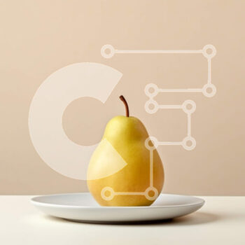 Intra Συλλεκτικό Ξύλινο Παζλ Plywood  4mm - Φρέσκο ​​και ώριμο αχλάδι στο άσπρο πιάτο Σε Ξύλινο Κουτί - Διαστάσεις: 10x10 cm – 25 κομμάτια - Image 1