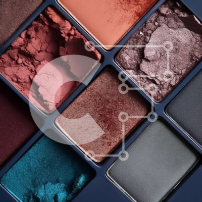 Intra Συλλεκτικό Ξύλινο Παζλ Plywood 4mm - Υπέροχη παλέτα σκιών ματιών σε αποχρώσεις του μπλε, του μωβ και του καφέ Σε Ξύλινο Κουτί - Διαστάσεις: 10x10 cm – 25 κομμάτια - Image 1