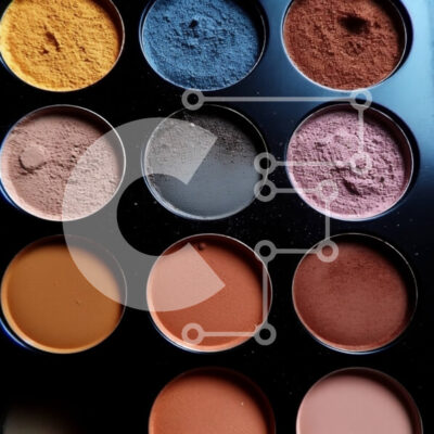 Intra Συλλεκτικό Ξύλινο Παζλ Plywood  4mm - Εκπληκτική παλέτα σκιών ματιών με έντονες αποχρώσεις του καφέ, του πορτοκαλί και του κίτρινου Σε Ξύλινο Κουτί - Διαστάσεις: 10x10 cm – 25 κομμάτια - Image 1