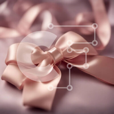 Intra Συλλεκτικό Ξύλινο Παζλ Plywood 4mm - Κοντινό πλάνο φιόγκου από ροζ κορδέλα με γυαλιστερό φινίρισμα Σε Ξύλινο Κουτί - Διαστάσεις: 10x10 cm – 25 κομμάτια - Image 1