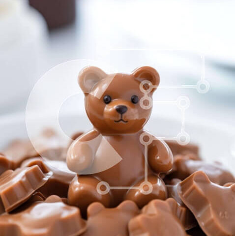 Intra Συλλεκτικό Ξύλινο Παζλ Plywood  4mm - Αρκουδάκι και σοκολατένιες καρδιές σε ένα πιάτο Σε Ξύλινο Κουτί - Διαστάσεις: 10x10 cm – 25 κομμάτια - Image 1