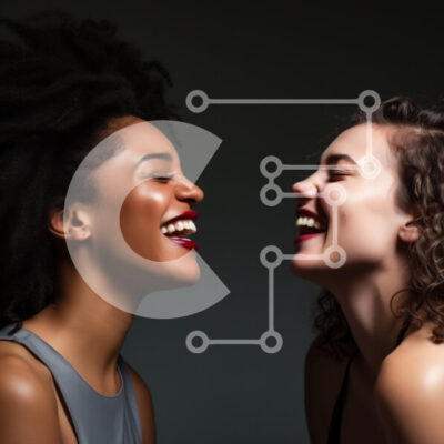 Intra Συλλεκτικό Ξύλινο Παζλ Plywood  4mm - Δύο γυναίκες που γελούν μαζί Σε Ξύλινο Κουτί - Διαστάσεις: 10x10 cm – 25 κομμάτια - Image 1