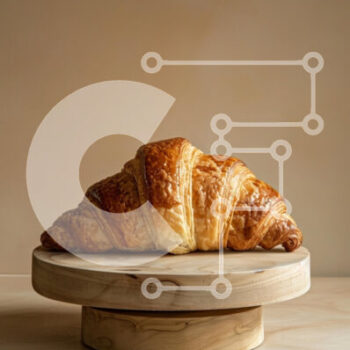 Intra Συλλεκτικό Ξύλινο Παζλ Plywood  4mm - Φρεσκοψημένο κρουασάν σε ξύλινο βάθρο Σε Ξύλινο Κουτί - Διαστάσεις: 10x10 cm – 25 κομμάτια - Image 1