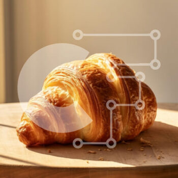 Intra Συλλεκτικό Ξύλινο Παζλ Plywood  4mm - Φρεσκοψημένο κρουασάν σε ξύλινη σανίδα Σε Ξύλινο Κουτί - Διαστάσεις: 10x10 cm – 25 κομμάτια - Image 1