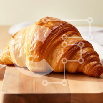 Intra Συλλεκτικό Ξύλινο Παζλ Plywood  4mm - Φρεσκοψημένο κρουασάν σε ξύλινη σανίδα Σε Ξύλινο Κουτί - Διαστάσεις: 10x10 cm – 25 κομμάτια - Image 1
