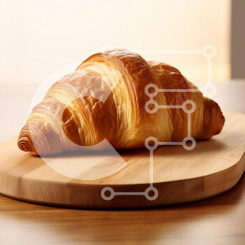 Intra Συλλεκτικό Ξύλινο Παζλ Plywood  4mm - Φρεσκοψημένο κρουασάν σε ξύλινη σανίδα Σε Ξύλινο Κουτί - Διαστάσεις: 10x10 cm – 25 κομμάτια - Image 1