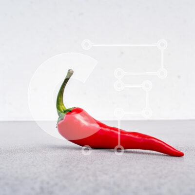 Intra Συλλεκτικό Ξύλινο Παζλ Plywood 4mm - Φρέσκο κόκκινο πιπέρι τσίλι σε γκρίζα επιφάνεια Σε Ξύλινο Κουτί - Διαστάσεις: 10x10 cm – 25 κομμάτια - Image 1