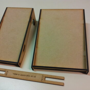Intra απο ξύλο plywood 3mm-4mm πάχος - Modular Folder Flyer Rack Δίασταση 30x30 cm Intraeaxys-075yg83o - Image 3