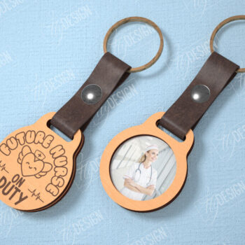 Intra απο ξύλο plywood 3mm-4mm πάχος – Μπρελόκ Νοσοκόμας με Φωτογραφία |Σήμα Νοσηλευτικής Δίασταση 5x5 cm INTRAFABR-114250477 - Image 1