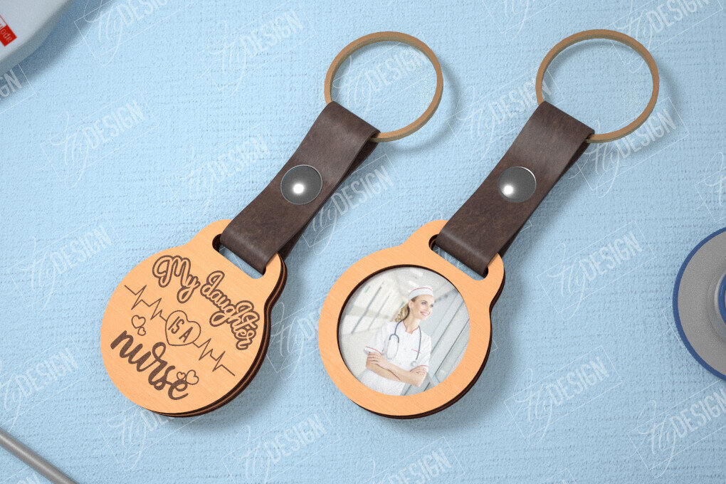 Intra απο ξύλο plywood 3mm-4mm πάχος – Μπρελόκ Νοσοκόμας με Φωτογραφία |Σήμα Νοσηλευτικής Δίασταση  5x5 cm INTRAFABR-114250625