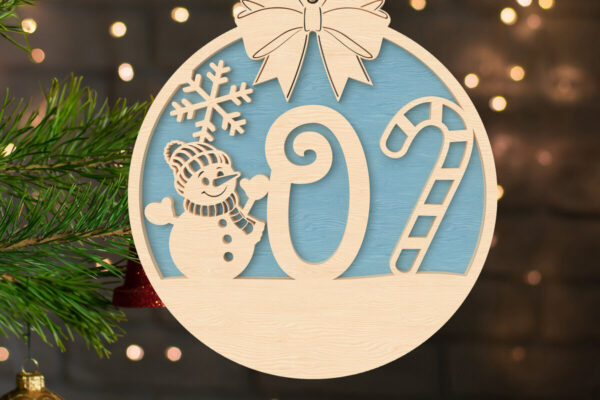 1759511874_O-Initial-Christmas-Ornament-Graphics-107430155-1-1.jpg