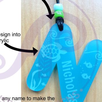 Intra απο ξύλο plywood 3mm-4mm πάχος – Μπρελόκ με γράμματα με θέμα τον ωκεανό Δίασταση  5x5 cm INTRAFABR-96098666 - Image 3