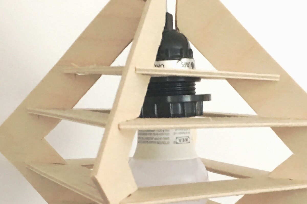 Intra απο ξύλο plywood 3mm-4mm πάχος – Κοπή λέιζερ με οκτάεδρο φωτιστικό Δίασταση  20x20 cm INTRAFABR-36870839