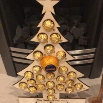 Intra απο ξύλο plywood 3mm-4mm πάχος - Ημερολόγιο έλευσης Χριστουγεννιάτικου Δέντρου Δίασταση 30x30 cm Intraeaxys-ro6y25q7 - Image 1