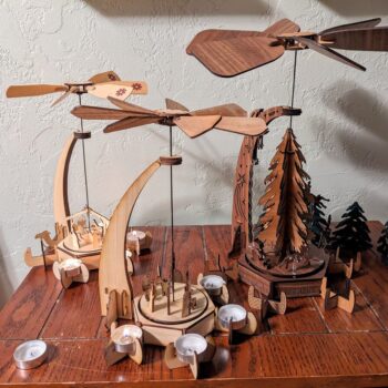 Intra απο ξύλο plywood 3mm-4mm πάχος - Στολίδι Γέννησης με Κεριά Δίασταση 10x10 cm Intraeaxys-eo4qp2d7 - Image 1