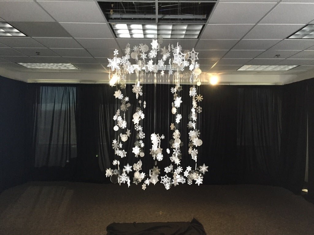 Intra απο ξύλο plywood 3mm-4mm πάχος - Πρότυπο διακοσμήσεων νιφάδας χιονιού Δίασταση 30x30 cm Intraeaxys-pok3ly97