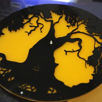 Intra απο ξύλο plywood 3mm-4mm πάχος - Ακρυλικό ρολόι τοίχου δέντρου Δίασταση 20x20 cm Intraeaxys-91jd9vg1 - Image 3