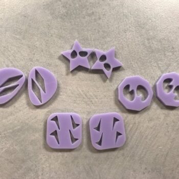 Intra απο ξύλο plywood 3mm-4mm πάχος - Σετ σκουλαρίκι με καρφιά Δίασταση 3x3 cm Intraeaxys-qom6mjk1 - Image 1