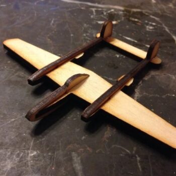 Intra απο ξύλο plywood 3mm-4mm πάχος - Αεροσκάφος P-38 Lightning Δίασταση 30x30 cm Intraeaxys-zo98mxw1 - Image 1