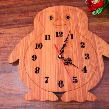 Intra απο ξύλο plywood 3mm-4mm πάχος - Ρολόι τοίχου Penguin Δίασταση 30x30 cm Intraeaxys-eo20eqm7 - Image 4