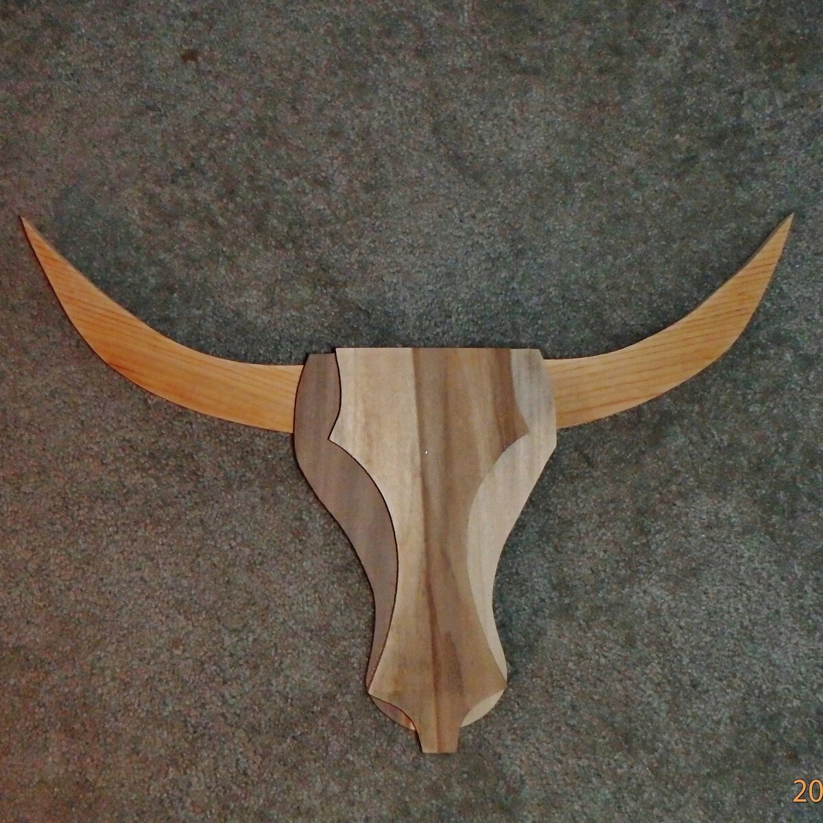 Intra απο ξύλο plywood 3mm-4mm πάχος - Κεφάλι ταύρου Δίασταση 30x30 cm Intraeaxys-eo0qy0w1