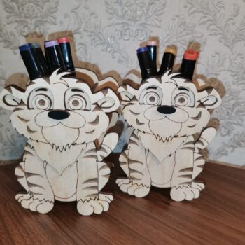 Intra απο ξύλο plywood 3mm-4mm πάχος - Μολυβοθήκη Tiger Δίασταση 30x30 cm Intraeaxys-zo9y6w47 - Image 1