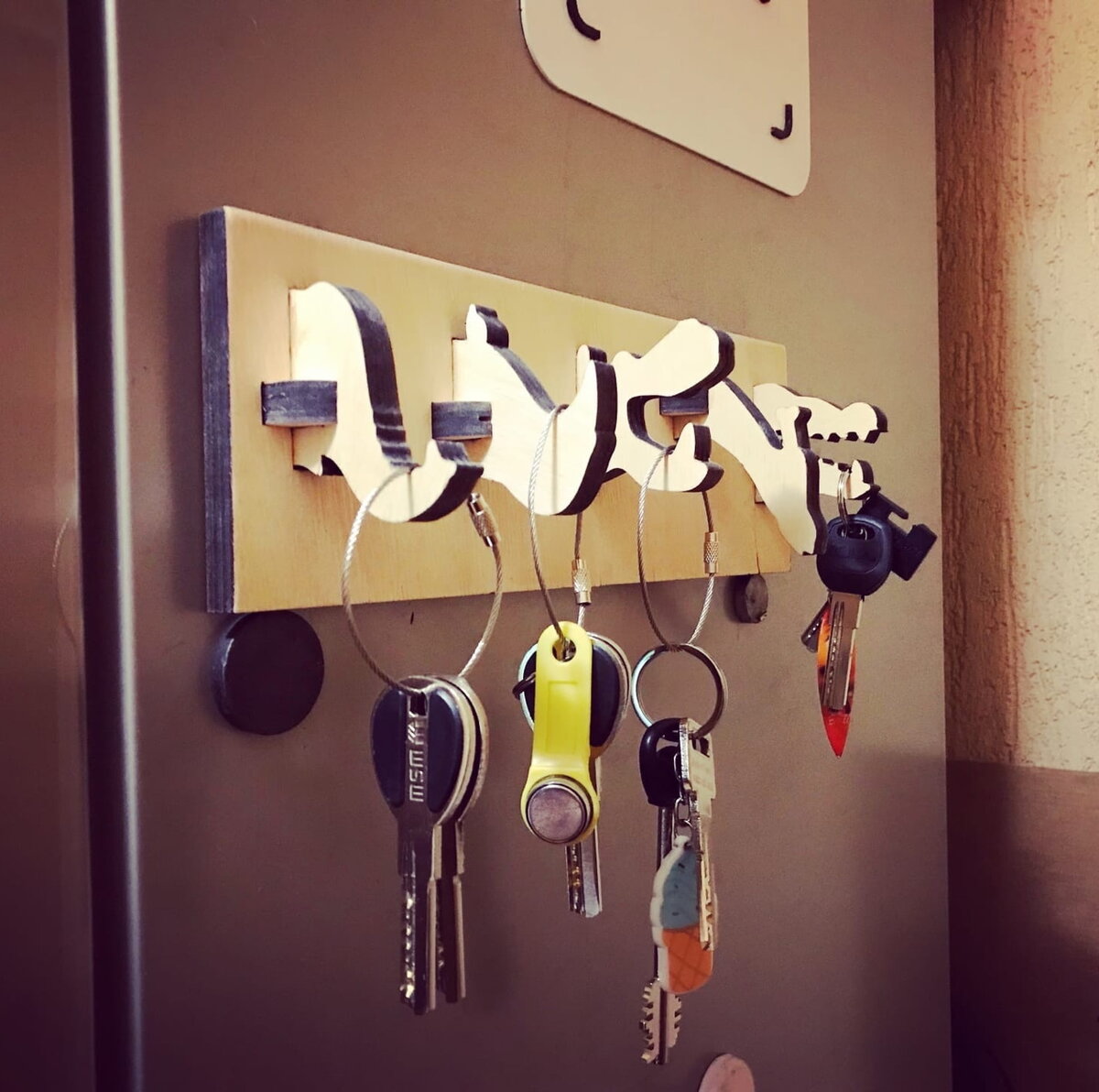 Intra απο ξύλο plywood 3mm-4mm πάχος - Γάντζοι τοίχου ζώων Δίασταση 30x30 cm Intraeaxys-6o3yr0r7