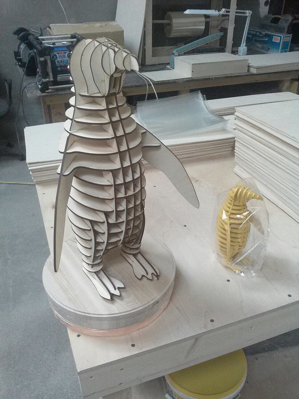 Intra απο ξύλο plywood 3mm-4mm πάχος - Penguin 3D Puzzle 4mm Δίασταση 30x30 cm Intraeaxys-lopqvl37