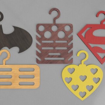 Intra απο ξύλο plywood 3mm-4mm πάχος - Κρεμάστρα διακόσμησης Batman Δίασταση 30x30 cm Intraeaxys-r1z298w1 - Image 1