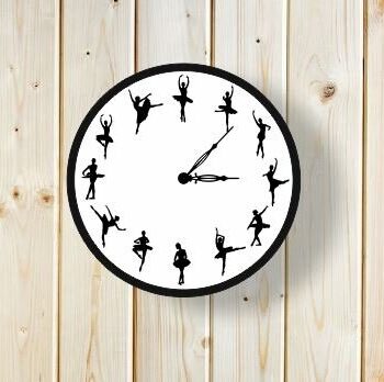Intra απο ξύλο plywood 3mm-4mm πάχος - Ρολόι τοίχου μπαλέτου Ρολόι τοίχου χορευτικής μπαλαρίνας Δίασταση 30x30 cm Intraeaxys-075ylppo - Image 1