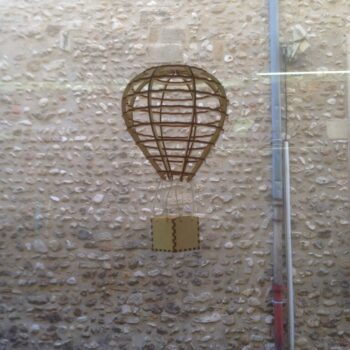 Intra απο ξύλο plywood 3mm-4mm πάχος - Πρότυπο αερόστατου Δίασταση 30x30 cm Intraeaxys-ro6ymlm7 - Image 1