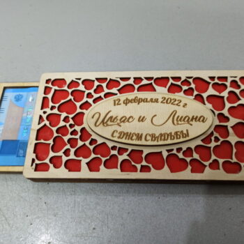 Intra απο ξύλο plywood 3mm-4mm πάχος - Εξατομικευμένος Ξύλινος Φάκελος Δώρου Γάμου Δίασταση 30x30 cm Intraeaxys-eo4qwpw7 - Image 1