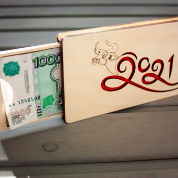 Intra απο ξύλο plywood 3mm-4mm πάχος - Κουτί δώρου με χρήματα Ξύλινος φάκελος μετρητών Πρωτοχρονιά 2021 Δίασταση 30x30 cm Intraeaxys-lopq9dx7 - Image 3