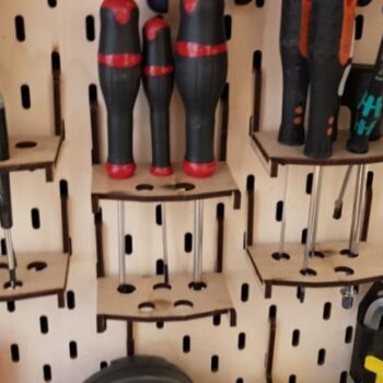 Intra απο ξύλο plywood 3mm-4mm πάχος - Γάντζοι καρφωτών Ikea Skadis Δίασταση 30x30 cm Intraeaxys-51r8q5r7 - Image 3