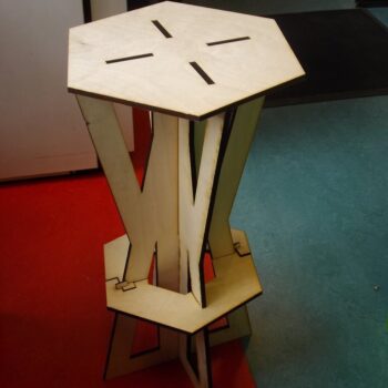 Intra απο ξύλο plywood 3mm-4mm πάχος - Σκαμπό συναρμολόγησης Κόντρα πλακέ 9mm Δίασταση 30x30 cm Intraeaxys-078ylpno - Image 1