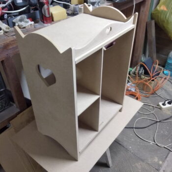 Intra απο ξύλο plywood 3mm-4mm πάχος - Ντουλάπα κούκλα Ξύλινη κούκλα Έπιπλα κούκλας Οργανωτής ρούχων Δίασταση 30x30 cm Intraeaxys-r1z2n4p1 - Image 5