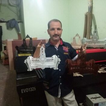 Intra απο ξύλο plywood 3mm-4mm πάχος - Ξύλινο καλάθι δώρου καραμέλα Δίασταση 30x30 cm Intraeaxys-pok3egd7 - Image 1