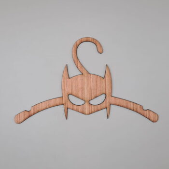 Intra απο ξύλο plywood 3mm-4mm πάχος - Παιδική κρεμάστρα ρούχων Batman Δίασταση 30x30 cm Intraeaxys-voq20kdo - Image 1