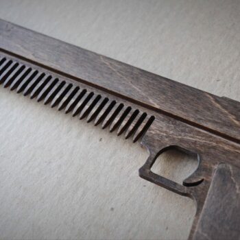 Intra απο ξύλο plywood 3mm-4mm πάχος - χτένα μαλλιών με πιστόλι Δίασταση 30x30 cm Intraeaxys-075y9lmo - Image 3