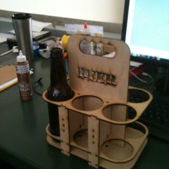 Intra απο ξύλο plywood 3mm-4mm πάχος - Φορέας φιαλών 6 συσκευασιών Δίασταση 30x30 cm Intraeaxys-zo98mwe1 - Image 1