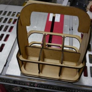 Intra απο ξύλο plywood 3mm-4mm πάχος - Beer Rack Six Beer Bottles Carrier Δίασταση 30x30 cm Intraeaxys-51r8qvd7