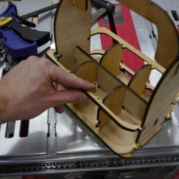 Intra απο ξύλο plywood 3mm-4mm πάχος - Beer Rack Six Beer Bottles Carrier Δίασταση 30x30 cm Intraeaxys-51r8qvd7 - Image 10