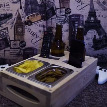 Intra απο ξύλο plywood 3mm-4mm πάχος - Θήκη για ποτό καναπέ Δίσκος αναψυκτικού δωματίου για τηλεόραση Δίασταση 30x30 cm Intraeaxys-voq2wv5o - Image 1