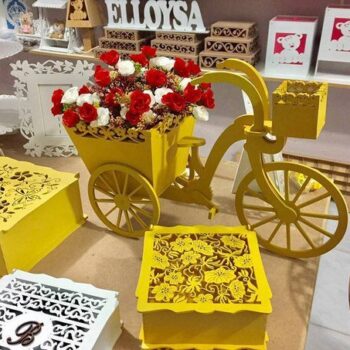 Intra απο ξύλο plywood 3mm-4mm πάχος - Φυτικό ντεκόρ με τεχνητό λουλούδι ποδηλάτου Δίασταση 30x30 cm Intraeaxys-e1gkd4xo - Image 1