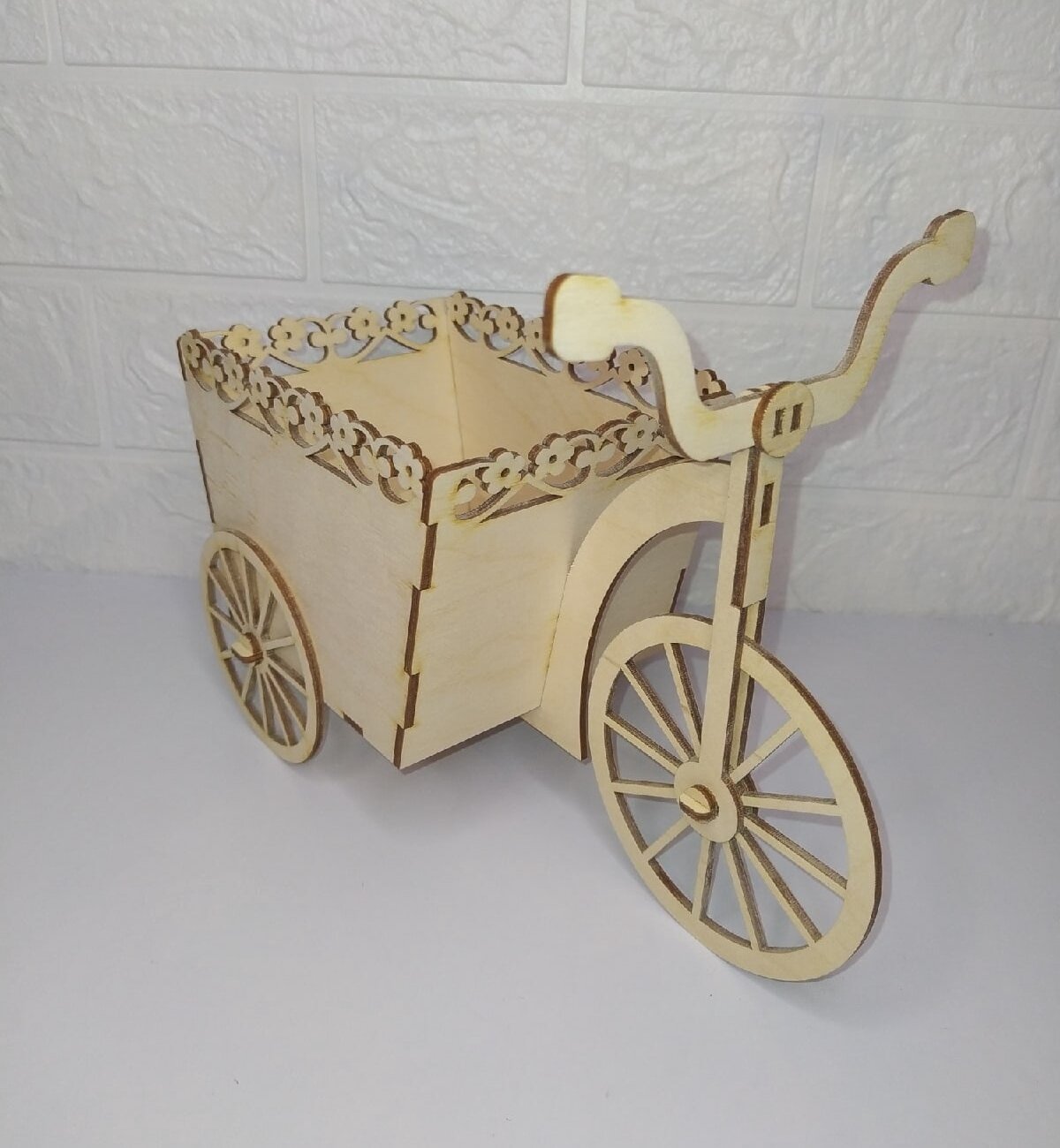 Intra απο ξύλο plywood 3mm-4mm πάχος - Ξύλινο λουλούδι ποδηλάτου Δίασταση 30x30 cm Intraeaxys-lopqk057