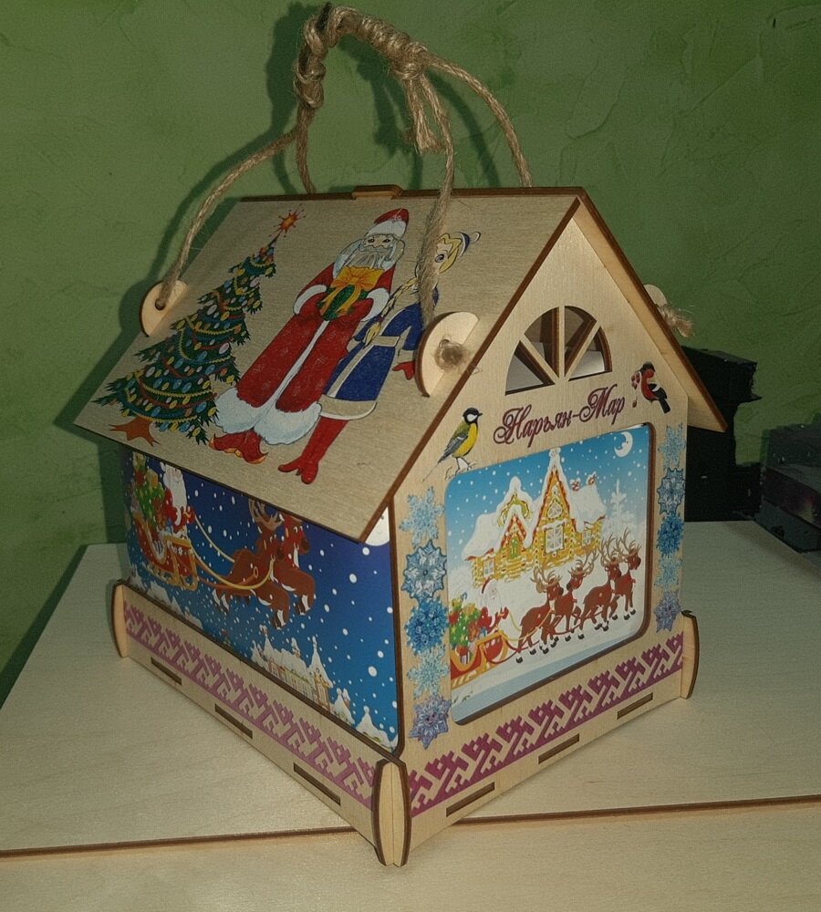 Intra απο ξύλο plywood 3mm-4mm πάχος - Κρεμαστός τροφοδότης πουλιών Δίασταση 30x30 cm Intraeaxys-m1d6eve7