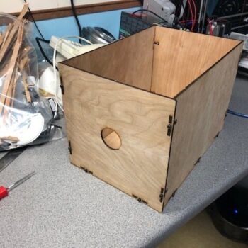 Intra απο ξύλο plywood 3mm-4mm πάχος - Απλό κουτί αποθήκευσης Δίασταση 30x30 cm Intraeaxys-078y3wqo - Image 1