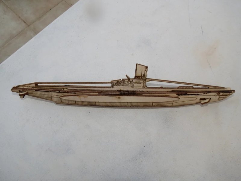 Intra απο ξύλο plywood 3mm-4mm πάχος - U-Boat τύπου VII Δίασταση 30x30 cm Intraeaxys-qom65lp1